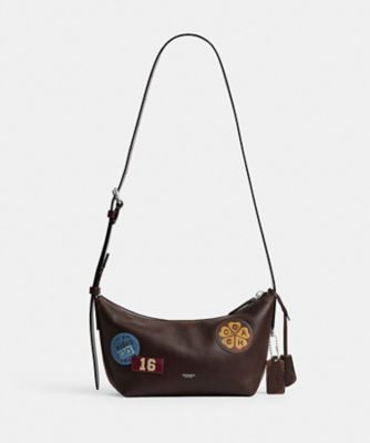 モット スリング バッグ 22・ラブド レザー・ステッカー | COACH